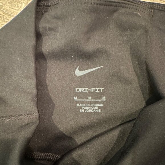 NIKE WOMENS BLACK TRAINING LEGGINGS NEW MEDIUM - Picture 8 of 9